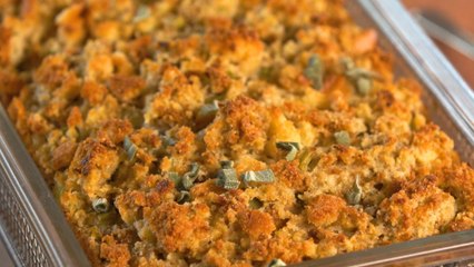 Classic Cornbread Dressing