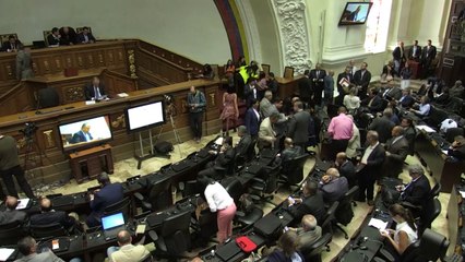 Gobierno y oposición de Venezuela se enfrentan por censo poblacional