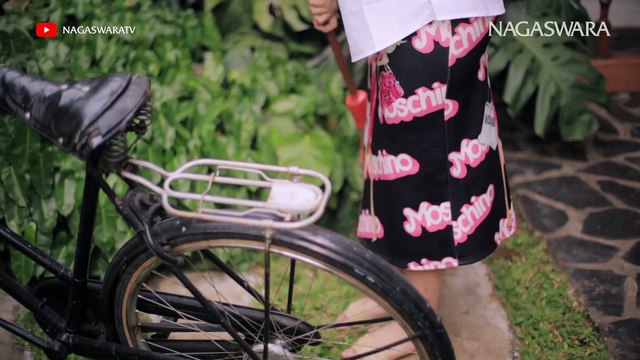 Cintya Saskara - Abang Kok Nggak Pulang (Official Music Video NAGASWARA) #music