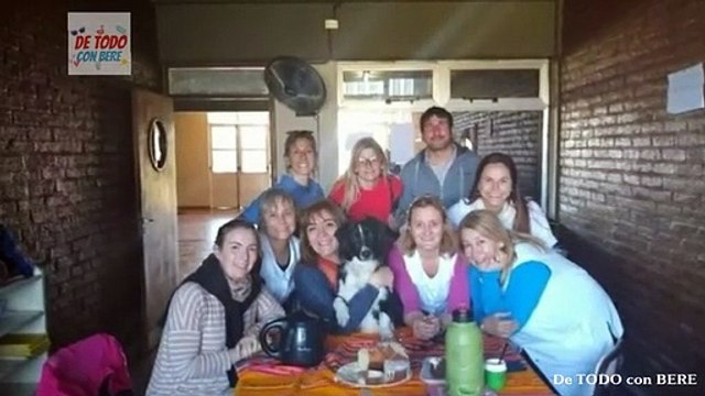 POLI, LA PERRITA QUE VA A LA ESCUELA Y TIENE UNA BOLETA DE CALIFICACIONES