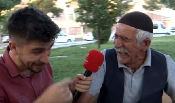 Aşırı keyifli amcanın röportajı güldürdü