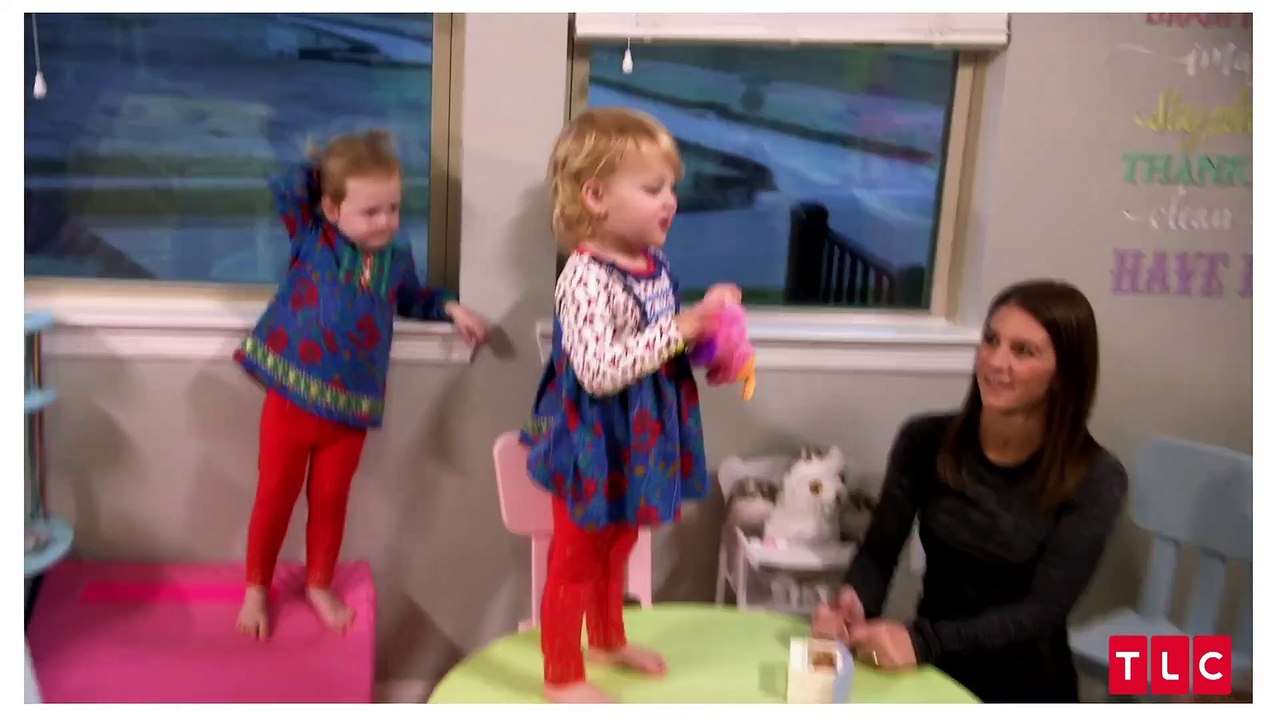 The Busbys Watch OutDaughtered Together!