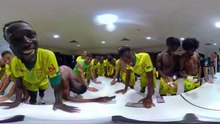 Vidéo 360° : la joie du vestiaire après OL / FCN