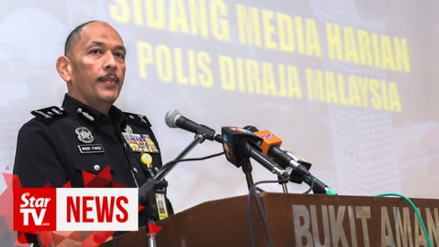 Cops quiz nine for disrespecting national anthem, recommend charging them