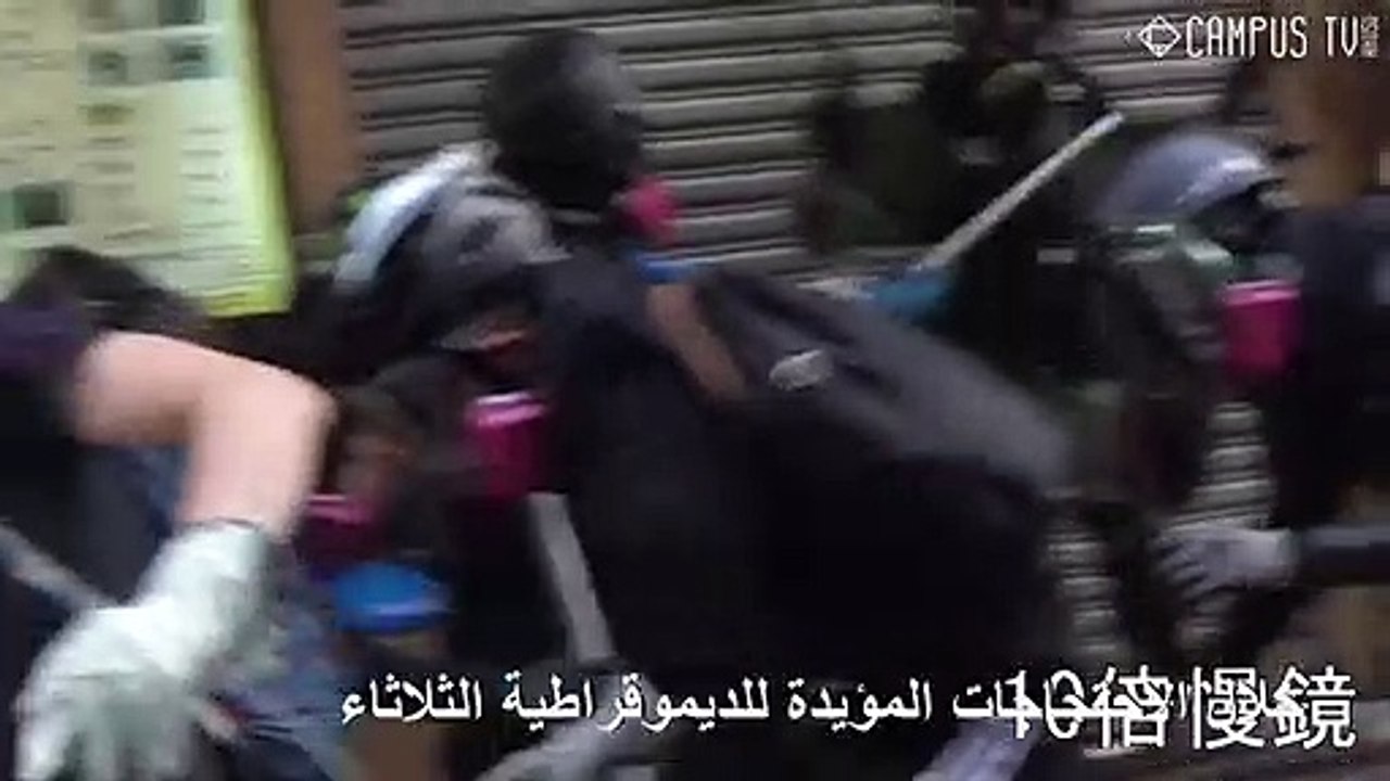 اعتصام أمام مدرسة متظاهر مؤيد للديموقراطية أصيب برصاص الشرطة في هونغ كونغ