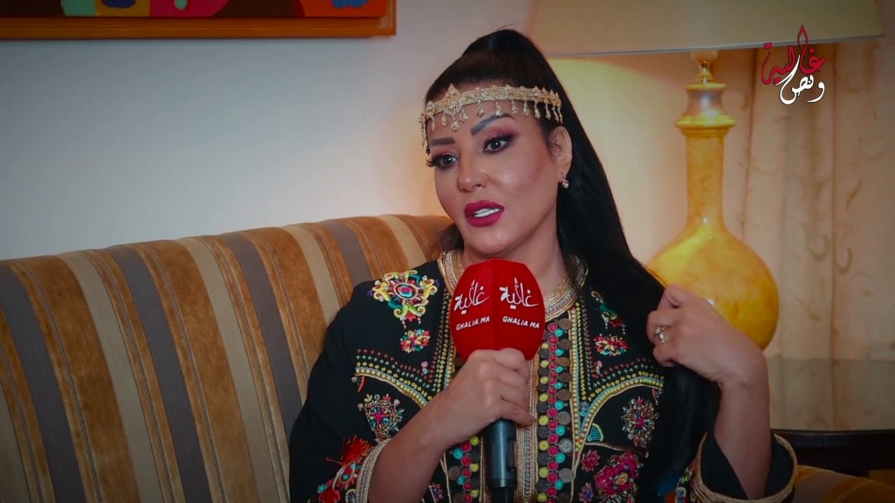 غالية ونص.. سمية خشاب كما لم تروها من قبل: تصريحات نارية، كواليس، جلسة تصوير تقليدية وحصريات مثيرة