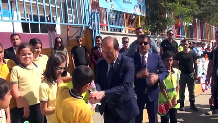 Kızıltepe'de 'Yaya Güvenliğinin Nöbetçisiyiz' uygulaması