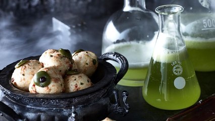 How to Make Marinated Mozzarella Eyeballs