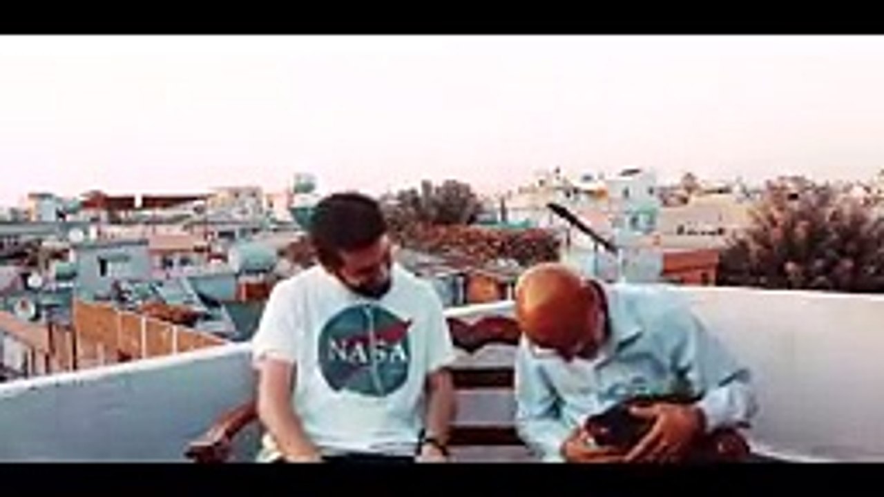 HÜRRİYET MAHALLESİNİN DAYISI MAHİR DAYI - Halk Show (Sansürsüz) #1