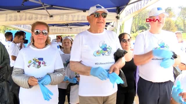 İstanbul-oyuncu berrak tüzünataç ab türkiye delegasyonu'yla kilyos'ta sahil temizliği yaptı