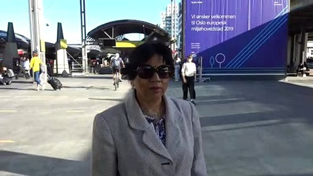 BDMV-116 Aruna & Hari Sharma Outside Arrival Hall Oslo Central Station Sep 22, 2019