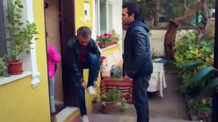 Y Tú Quién Eres Capítulo 14 - En Español Online (Kızım)