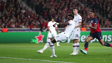 Chelsea 'on the ball' with Abraham and Batshuayi's birthday cake