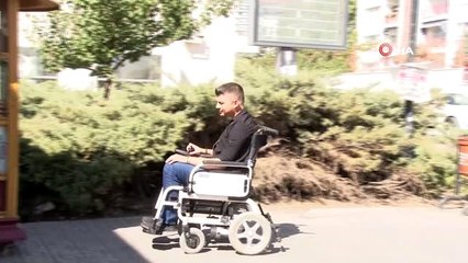 Kas hastası Kemal, Cumhurbaşkanı Erdoğan'a yazdığı şiiri okumak istiyor