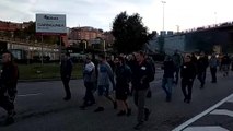 Trabajadores del Metal de Bizkaia en huelga se manifiestan por Barakaldo