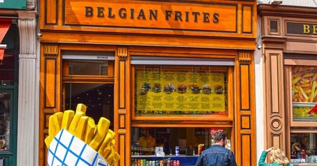 Avec de l'huile bouillante, elle fait fuir des cambrioleurs qui voulaient braquer sa friterie