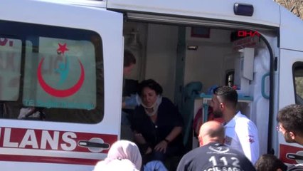 İstanbul-arnavutköy'de taksiyle otomobil çarpıştı 5 yaralı