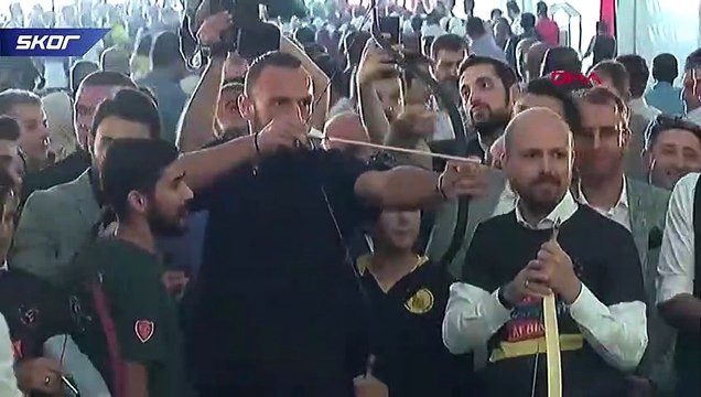 Radamel Falcao ve Vedat Muriqi'nin Etnospor Kültür Festivali'nde ok attı