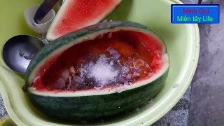 [MTLife] Dưa hấu nướng trứng của Ấn Độ - Indian food eggs cook in watermelon