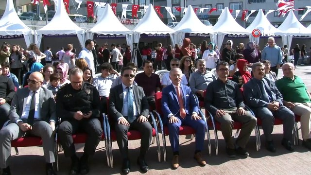 Bayrampaşa Bilim Şenliği’nde öğrenciler hünerlerini sergiledi