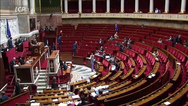 Agression à la préfecture de police de Paris: Je voudrais assurer les victimes et leurs familles de toutes nos pensées , assure la ministre de la Justice - VIDEO