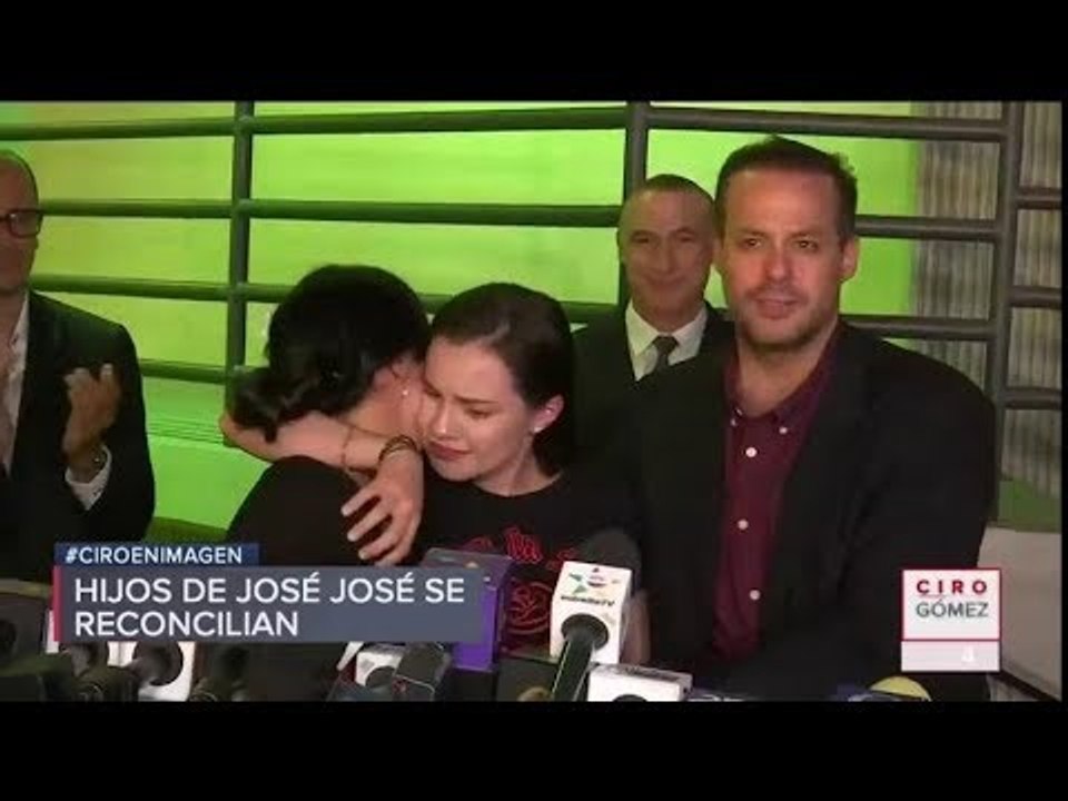 Hijos de José José se abrazan y llegan a un acuerdo | Noticias con Ciro Gómez Leyva