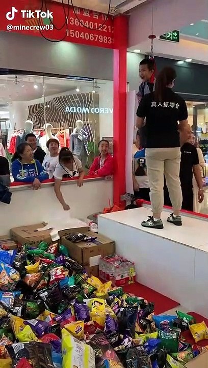 Ce jeu que les enfants vont adorer : jeu de pinces géantes