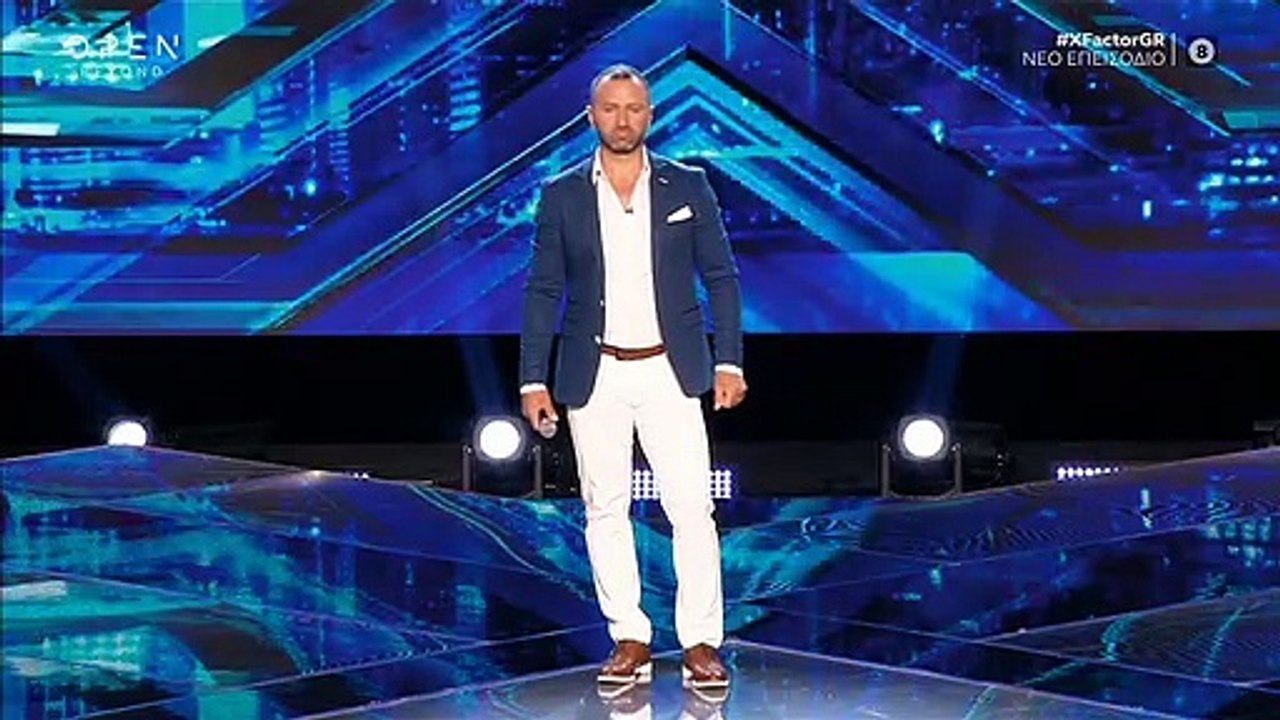 X Factor: Η Ασλανίδου τον «έκοψε» αλλά τον αγκά...