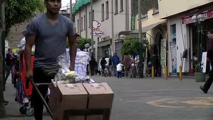 Peruanos se muestran optimistas tras disolución de Congreso