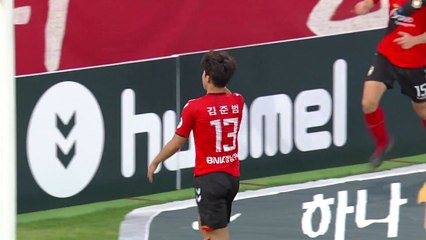 '김준범 극적 동점골' 경남 강등권 탈출...전북은 선두 탈환 실패 / YTN