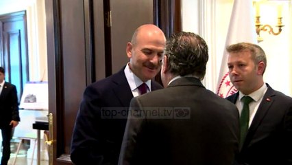 Presioni i Erdogan / Shfrytëzon krizën për ndarjen e rezervave të naftës me Greqinë e Qipron