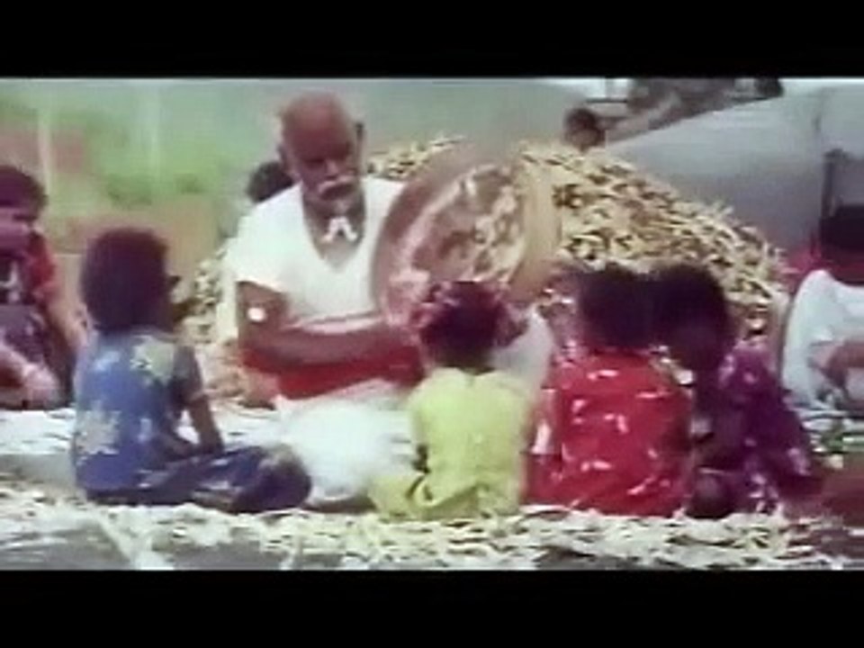 kadalila ezhumbura alaigala kaeladi O maanae