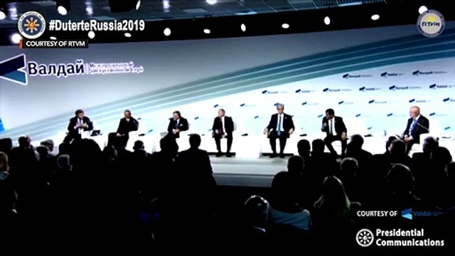 Duterte at Valdai forum: Long rant vs drugs, joke about 'killing girls'