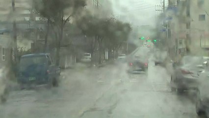 개천절 물폭탄...태풍 지난 자리 초토화 / YTN