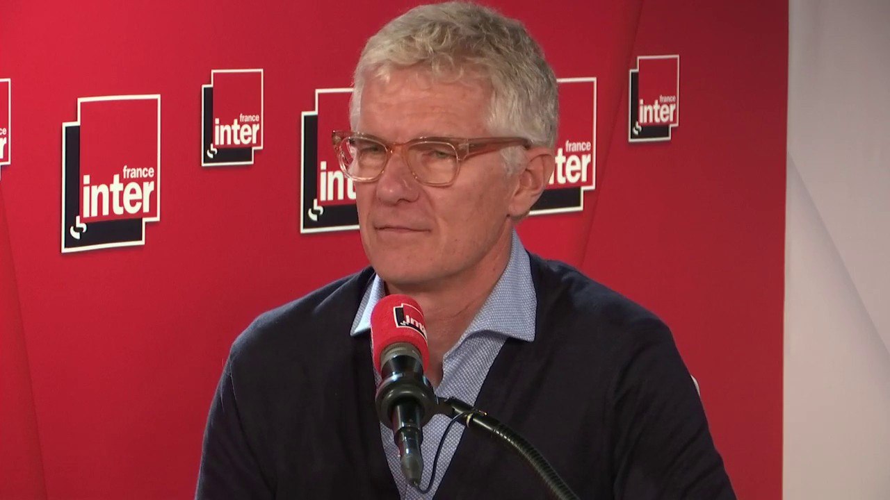 Didier Fusillier sur l'oeuvre de Jeff Koons installée à Paris : "Elle a eu du mal à trouver sa place, mais c'est un artiste dont la pensée est forte et puissante"