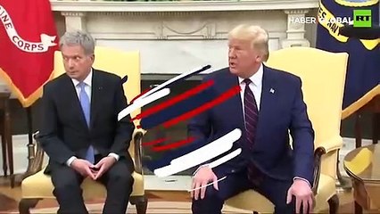 Trump Finlandiya Cumhurbaşkanı'nın dizine dokununca soğuk rüzgarlar esti!