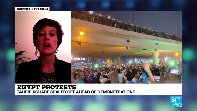 Tahrir square sealed off ahead of demonstrations.