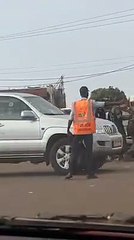 Scène incroyable à  Conakry: bagarre rangée entre des policiers et des gendarmes...