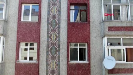 Avcılar'da 'ağır hasarlı' binaya 20 yıl sonra mühür ve tahliye 1