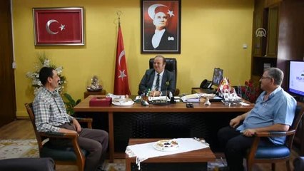 Kızı için yol açtıran babanın borçlarını Valilik kapattı