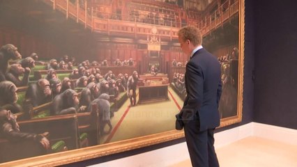 Deputetët si shimpanze, piktura shitet për 11 milionë euro