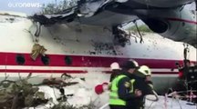 Al menos cinco fallecidos en un accidente aéreo en Ucrania de un avión procedente de España