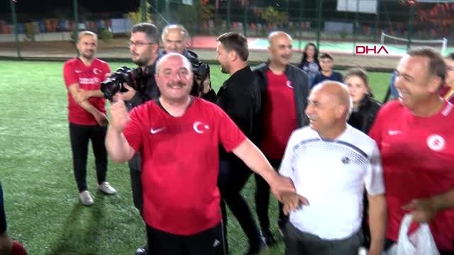 Ak parti kampına futbol maçı arası