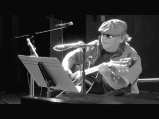 John Padovano - Princeton Council Of The Arts - September 28 2019 - nei pressi di sera - standing in the wind