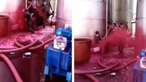 Un vigneron perd l'équivalent de 2 500 bouteilles de vin rouge à cause d'une citerne qui se rompt