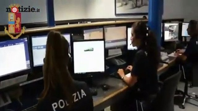 Mi butto dal quarto piano! La telefonata del poliziotto lo salva | Notizie.it