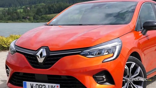 Comparatif - Peugeot 208 VS Renault Clio: le duel de l'année