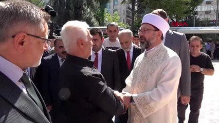 Bursa diyanet işleri başkanı prof. dr. erbaş, cuma hutbesini ulu camii'de okudu