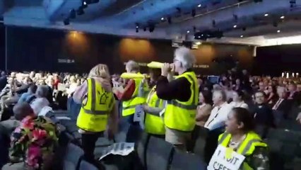 Le ministre Denormandie chahuté au congrès des HLM 2019