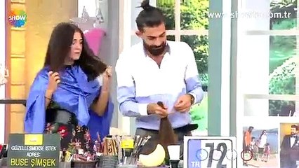 ‘Kuaförüm Sensin’ programında bir yarışmacı saçları kesilince baygınlık geçirdi